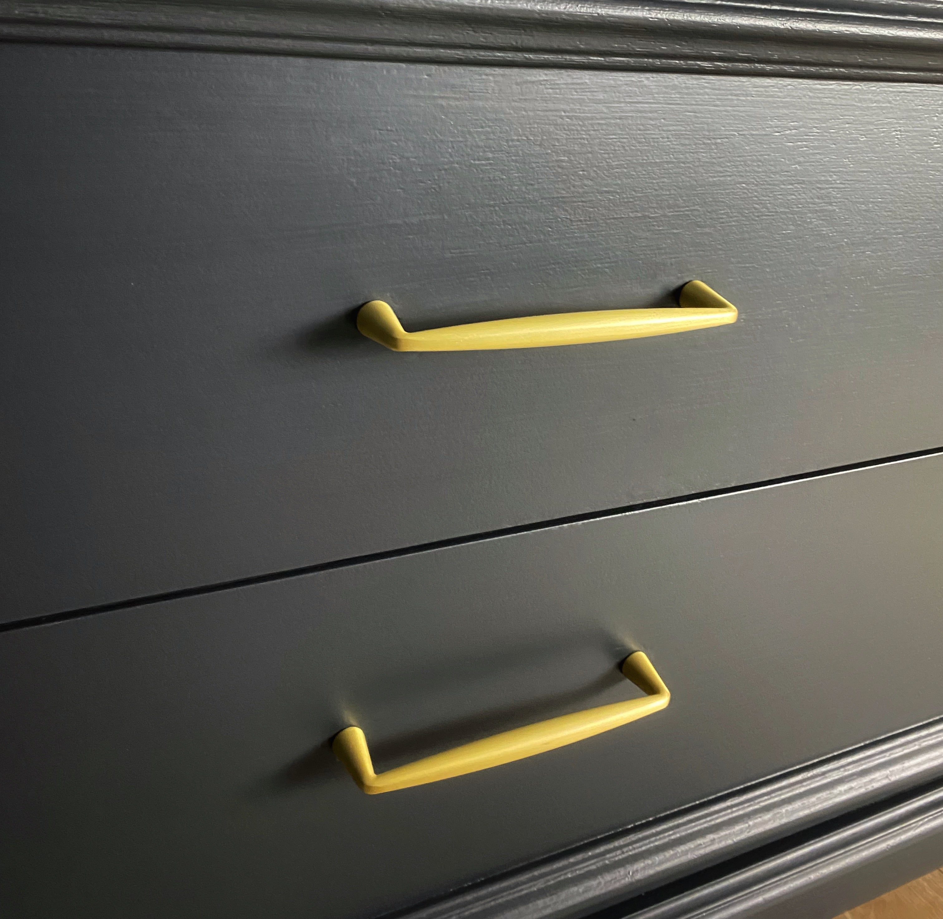 Blue "Belvedere" dresser / chest of drawers / buffet / sideboard