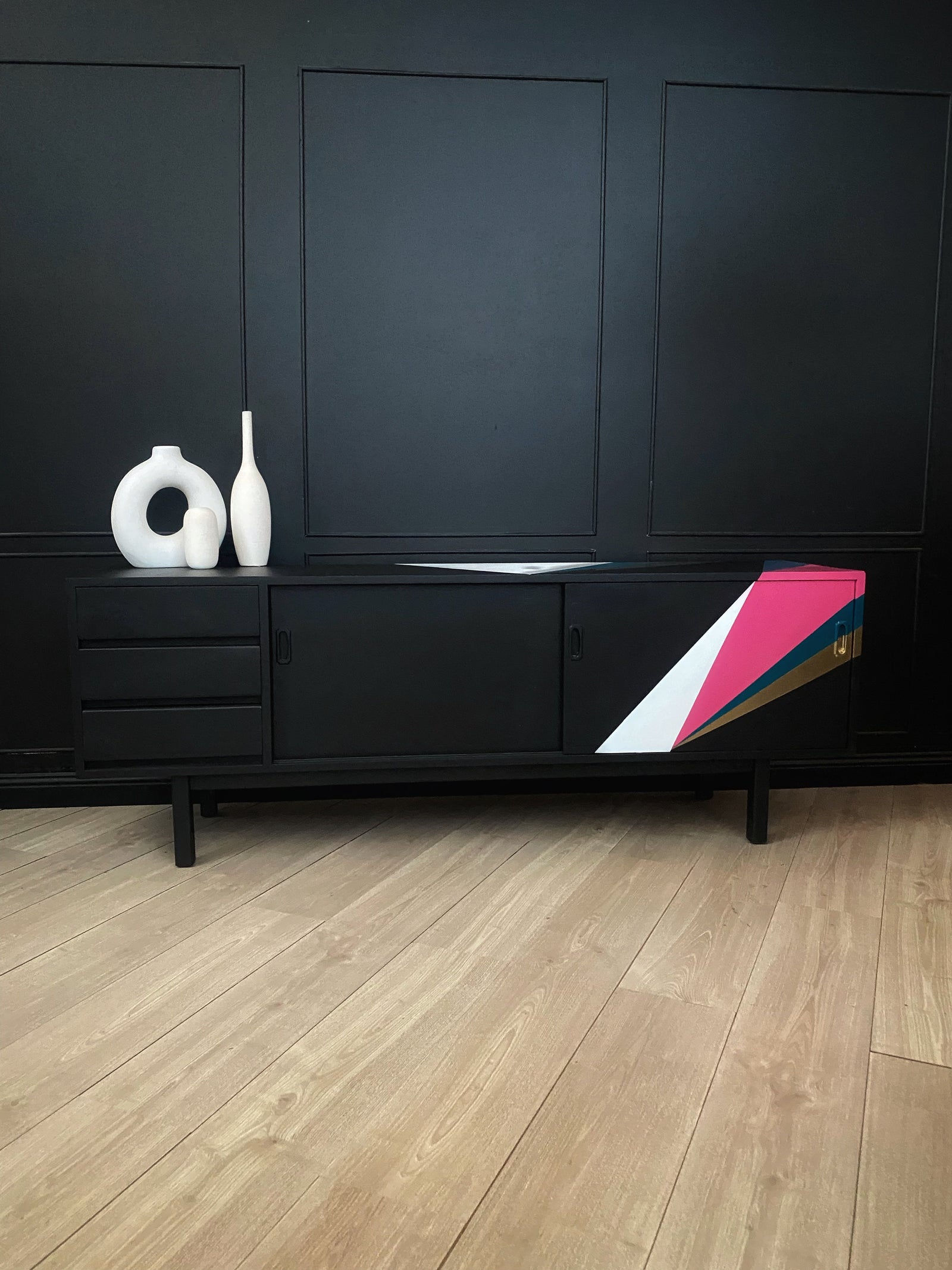 Mid-century sideboard black