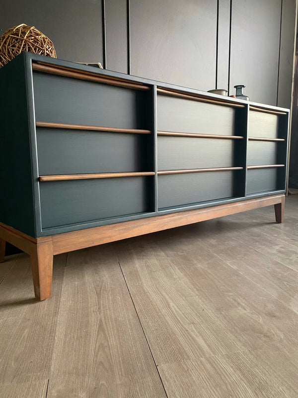 Hayson Furniture dresser