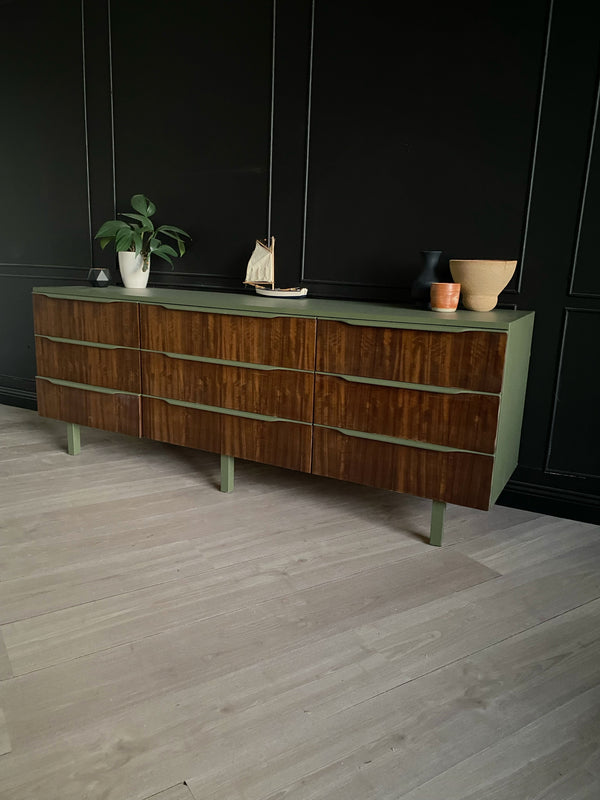 Macrob Furniture dresser green, view 3
