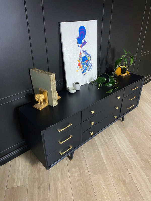 Kerby Furniture dresser, view 4