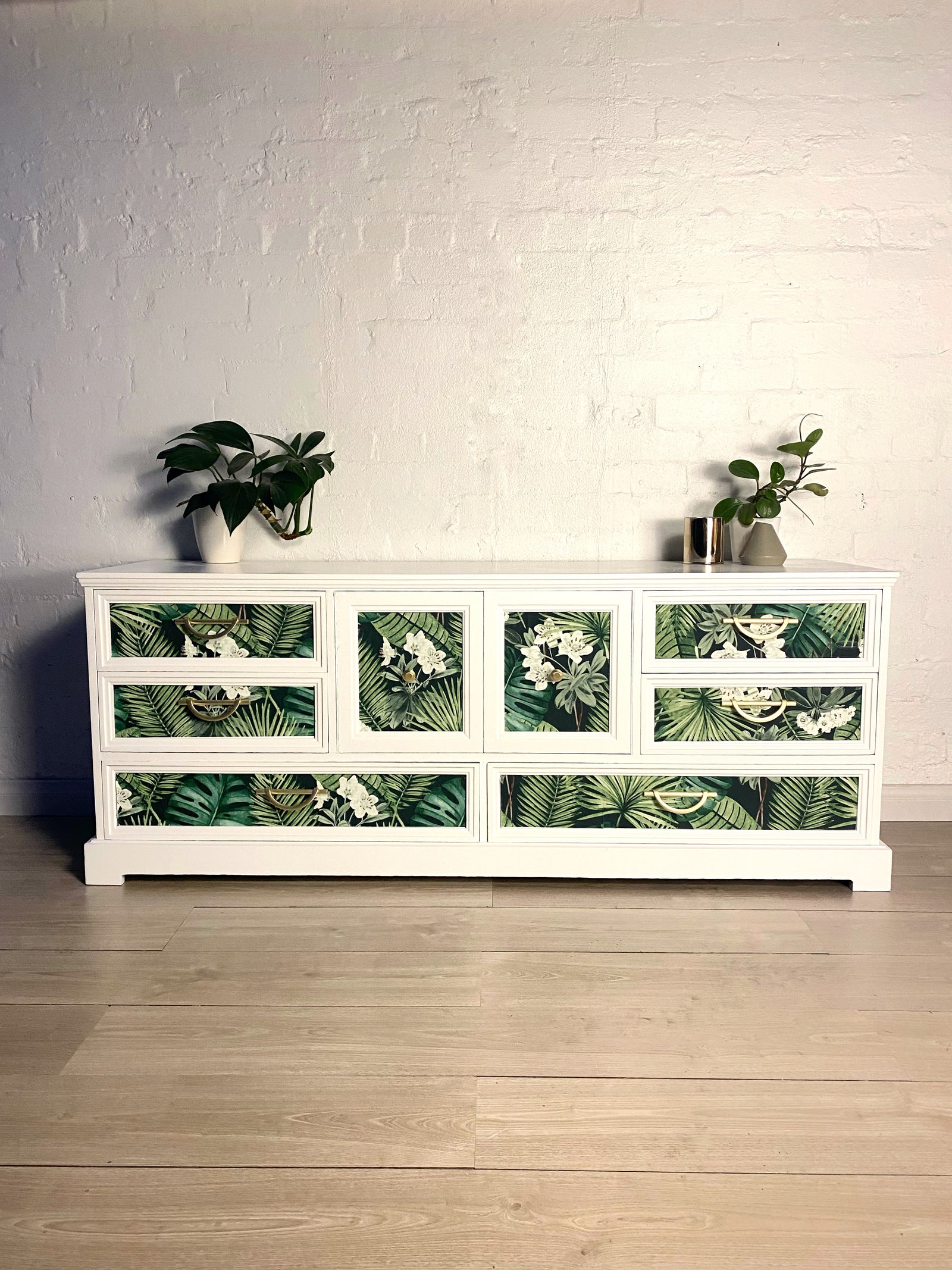 Mid-century dresser white