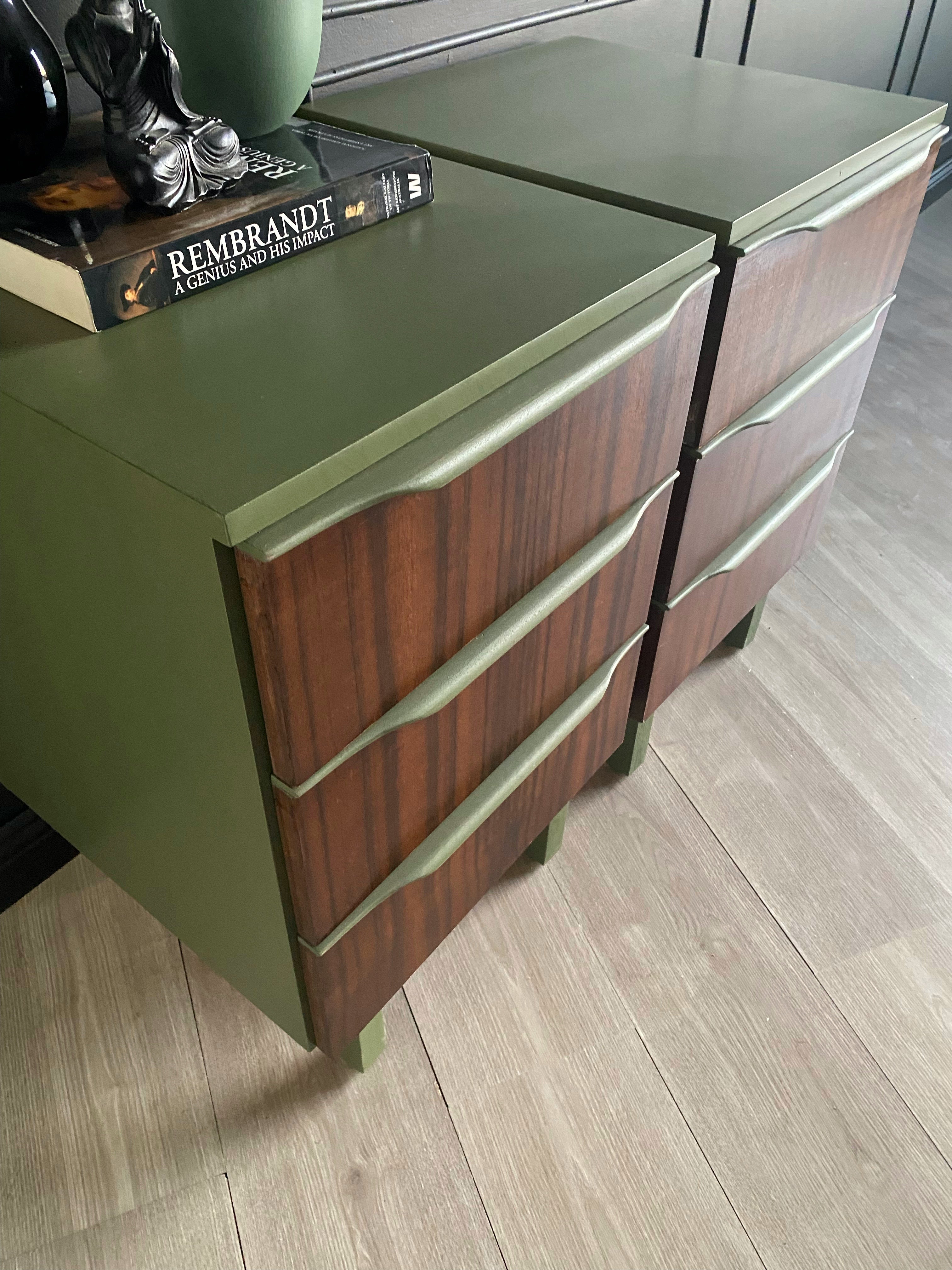 'MACROB' bedside tables